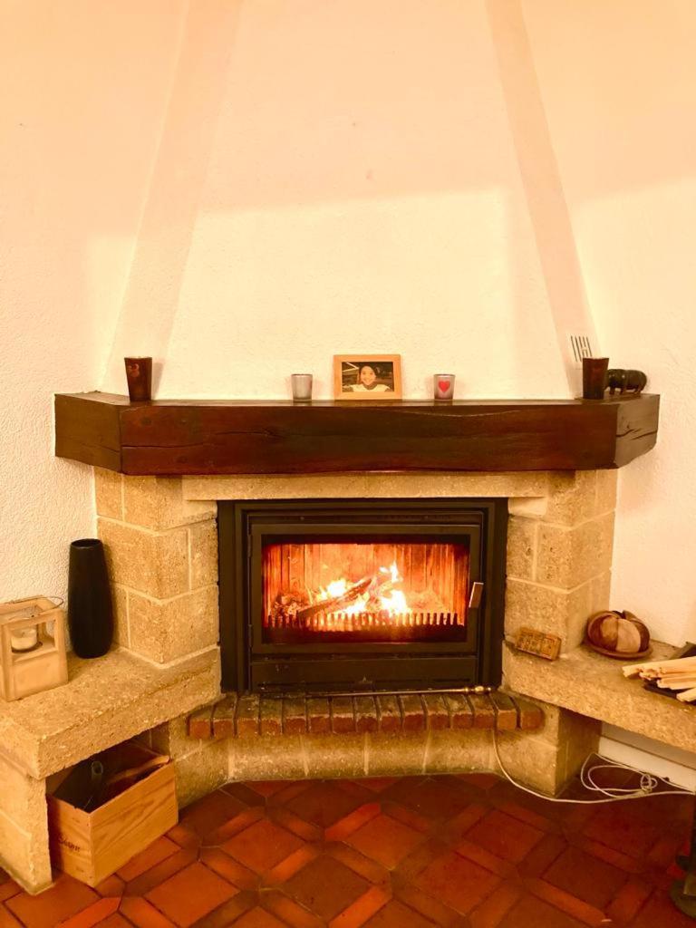 Cheerful Villa With Fireplace, Bath-Tub And Garden Noville Εξωτερικό φωτογραφία