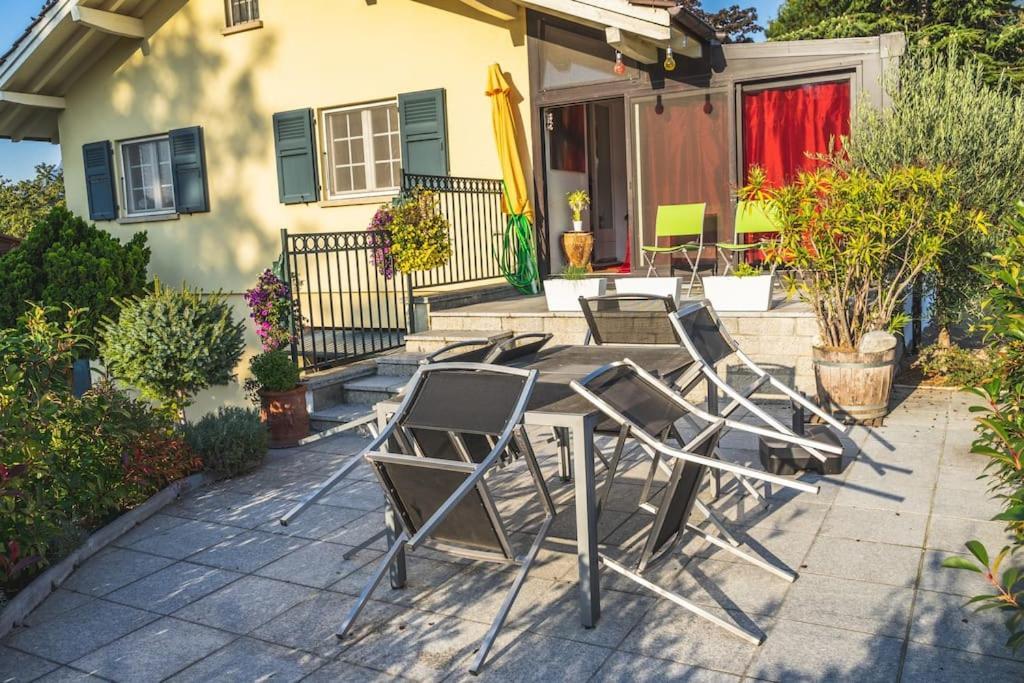 Cheerful Villa With Fireplace, Bath-Tub And Garden Noville Εξωτερικό φωτογραφία